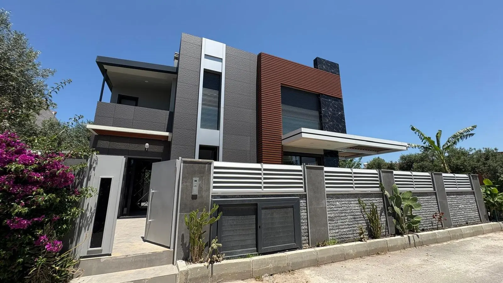House in Izmir